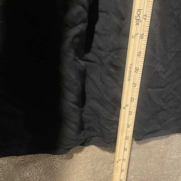 Uniqlo Shirt Womens Medium Black Tunic Vneck Long Sleeve Relaxed Modest Basic - Picture 6 of 6